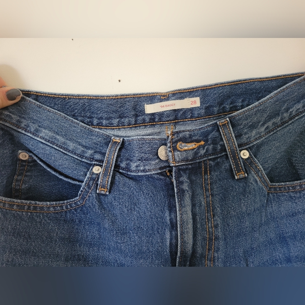 LEVI'S 94 Baggy Womens Jeans  SZ 28 x 31